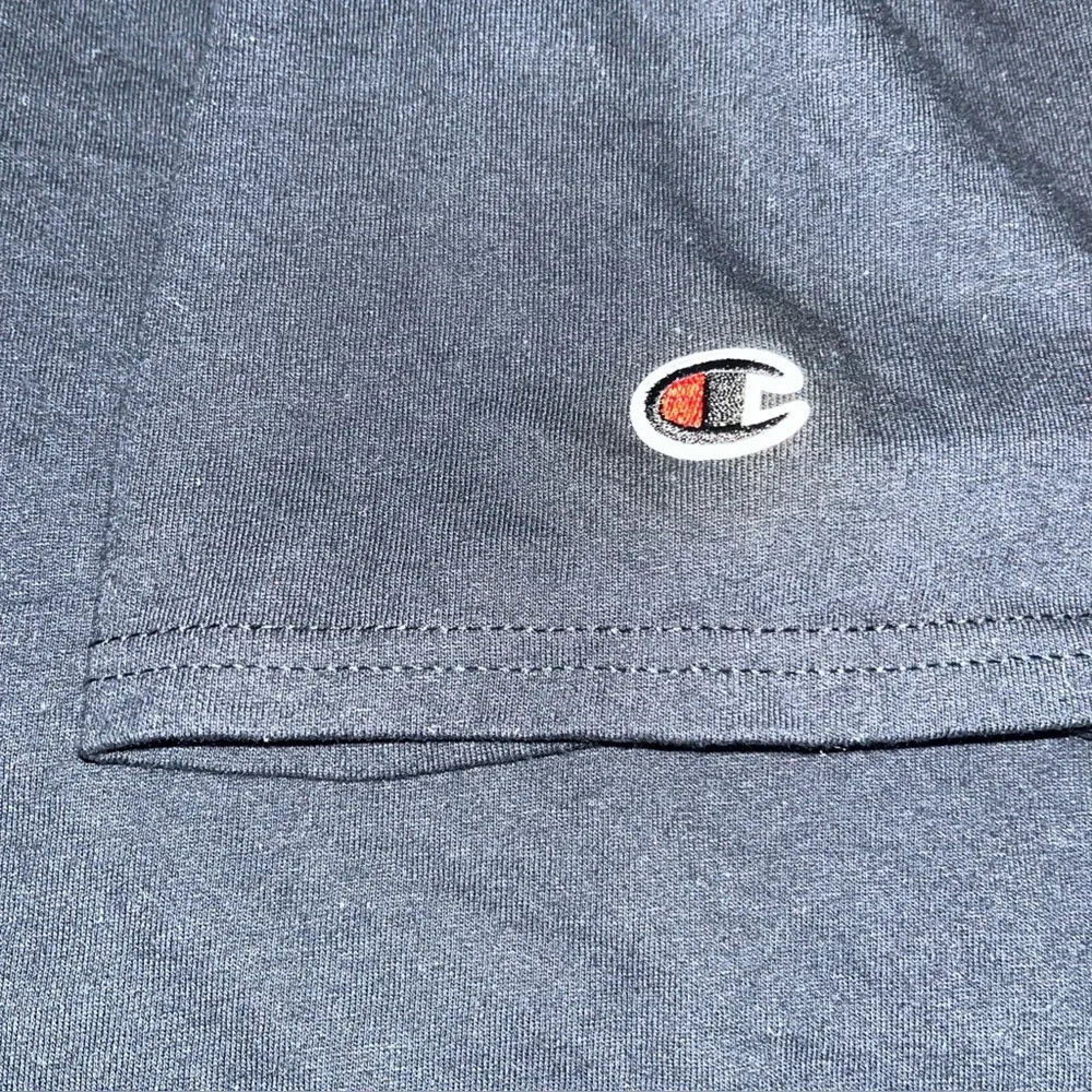 Champion Men's Black Classic Tee with Logo - Picture 4 of 5